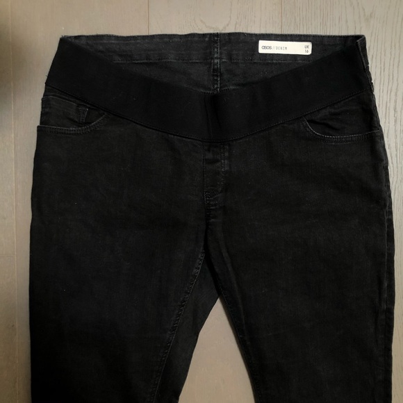 ASOS DESIGN Maternity Lisbon Mid-Rise Ankle Jeans - Picture 3 of 6